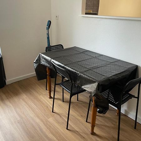 Ferienwohnung Hexagone Wifi Un Sejour A Part Longeville-les-Metz Exterior foto