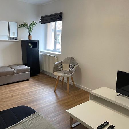 Ferienwohnung Hexagone Wifi Un Sejour A Part Longeville-les-Metz Exterior foto