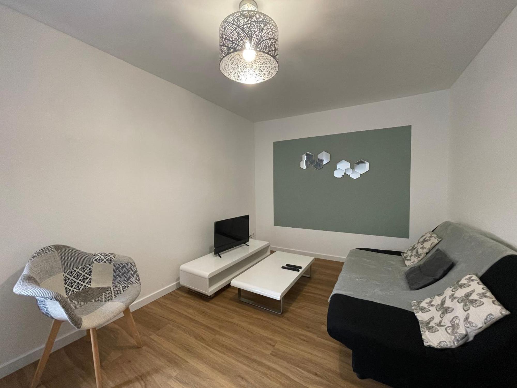Ferienwohnung Hexagone Wifi Un Sejour A Part Longeville-les-Metz Exterior foto