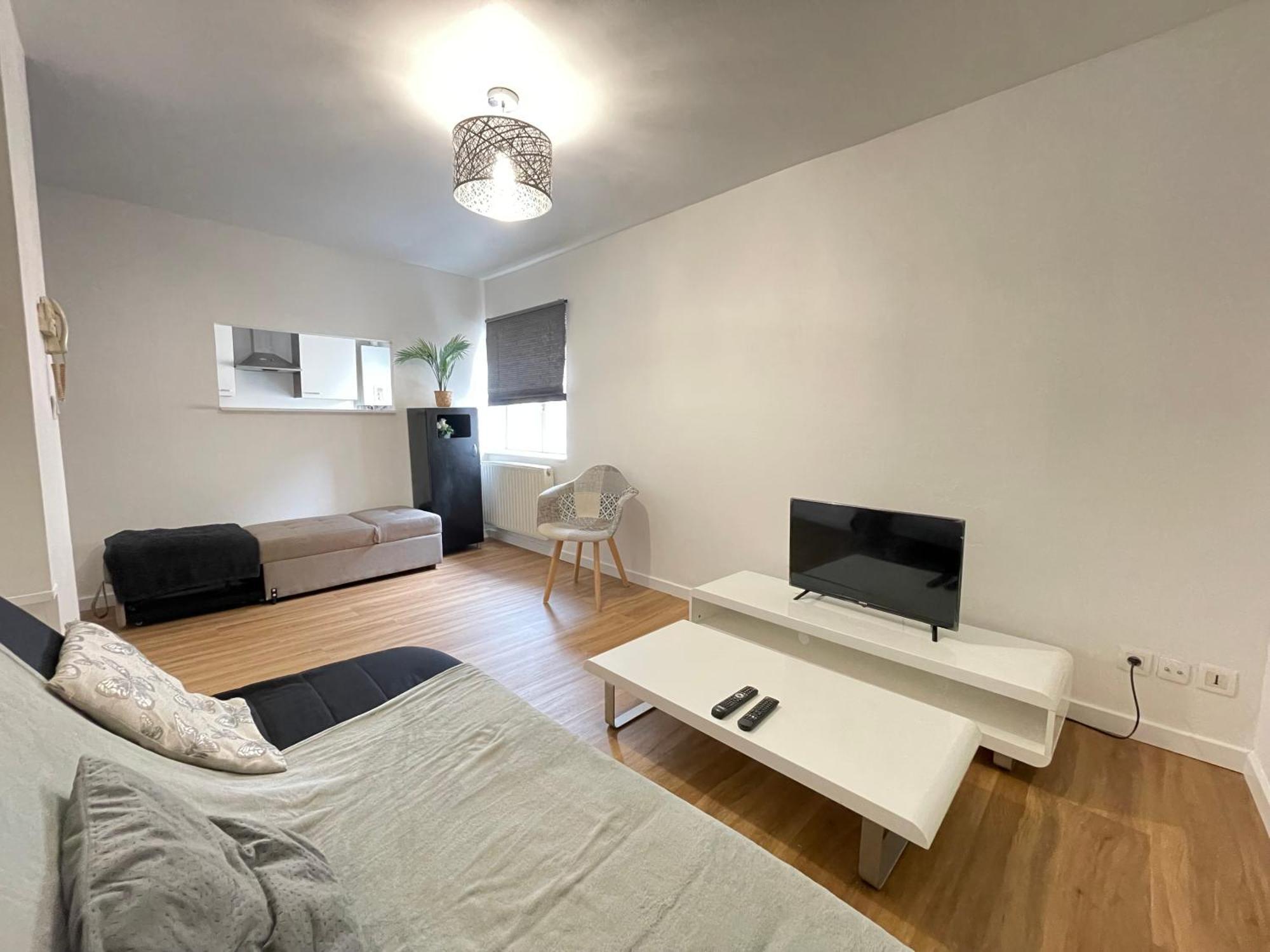 Ferienwohnung Hexagone Wifi Un Sejour A Part Longeville-les-Metz Exterior foto