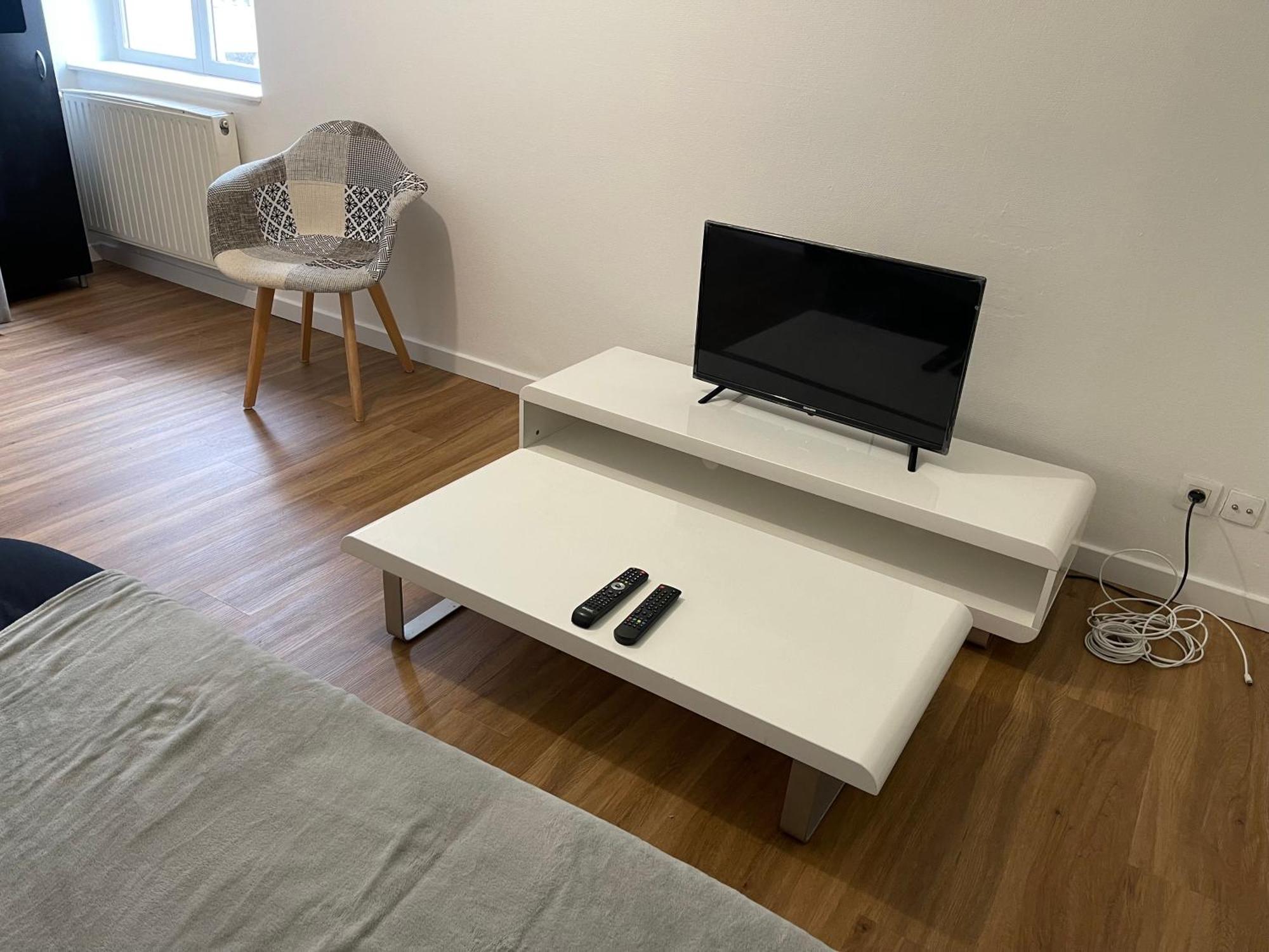 Ferienwohnung Hexagone Wifi Un Sejour A Part Longeville-les-Metz Exterior foto