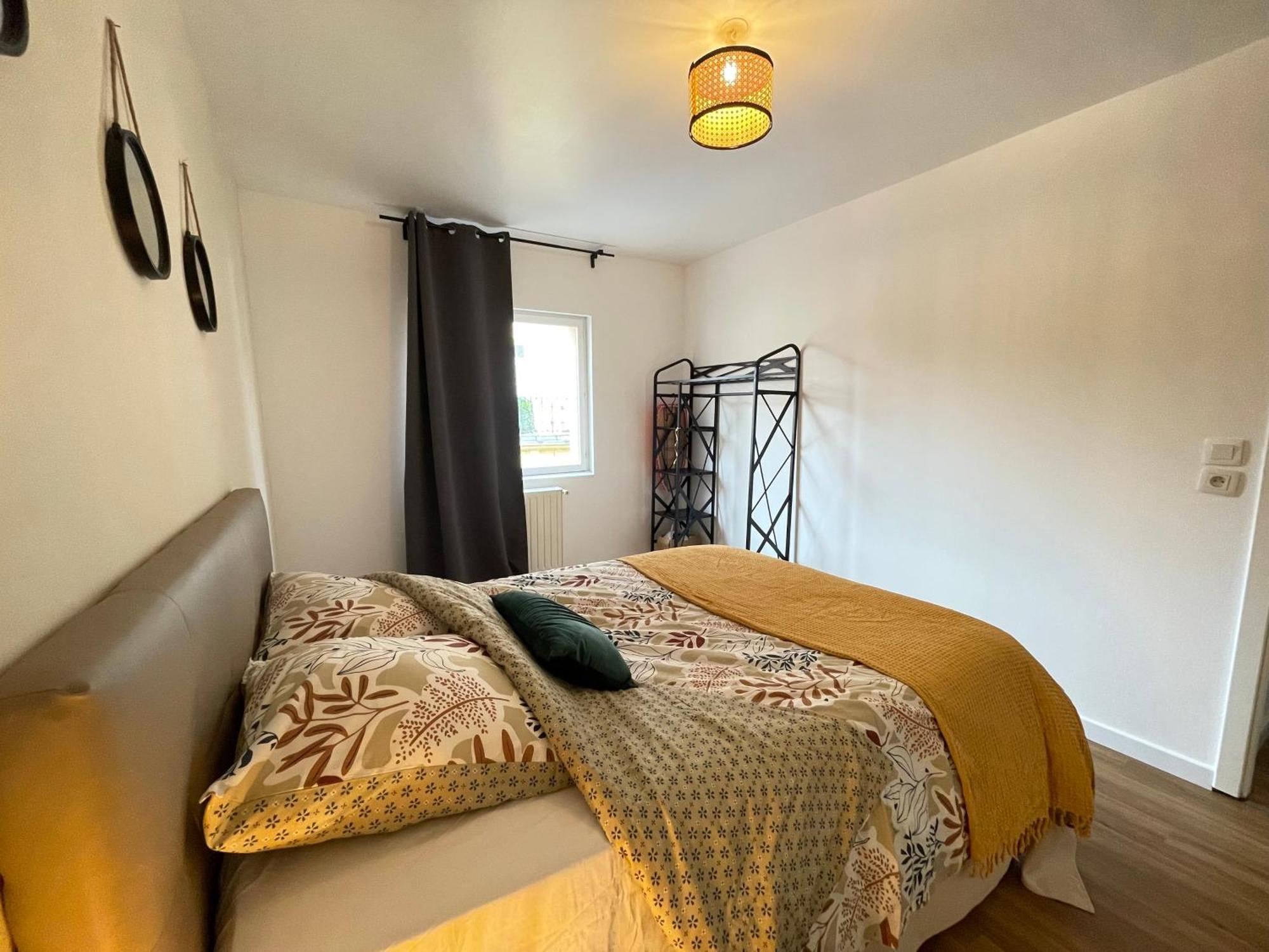 Ferienwohnung Hexagone Wifi Un Sejour A Part Longeville-les-Metz Exterior foto