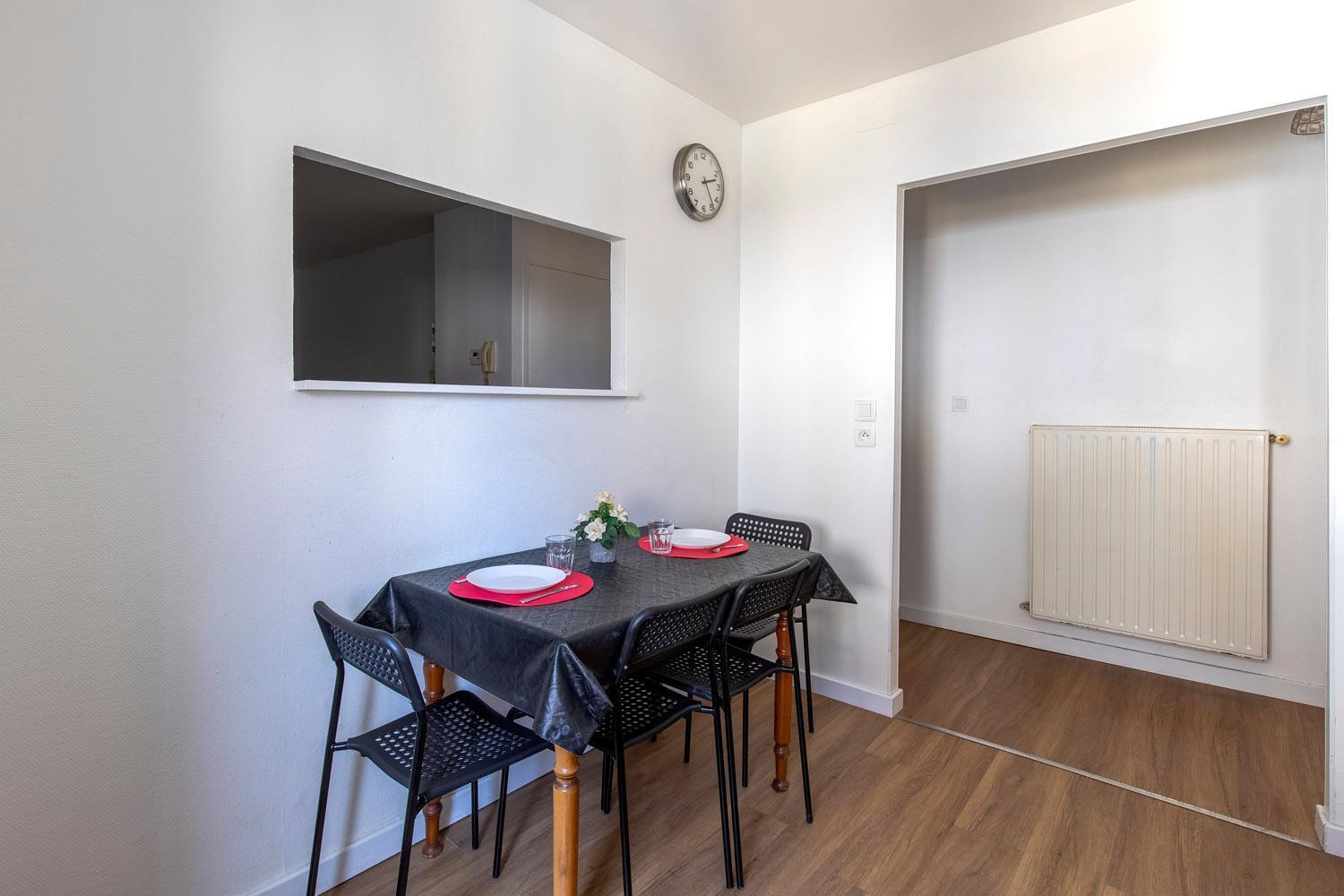 Ferienwohnung Hexagone Wifi Un Sejour A Part Longeville-les-Metz Exterior foto